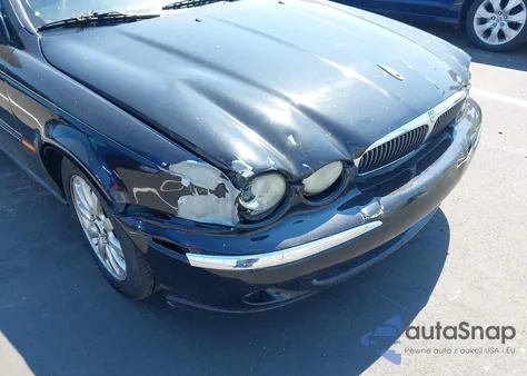 2002 Jaguar X-Type 2.5L from USA, damaged, VIN SAJEA51D22XC27528